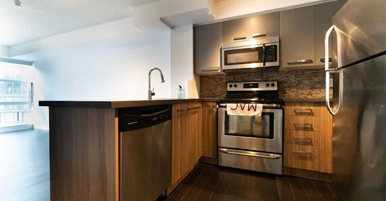 401-11 St Joseph Street, Toronto, ON, M4Y 3G4 - 7