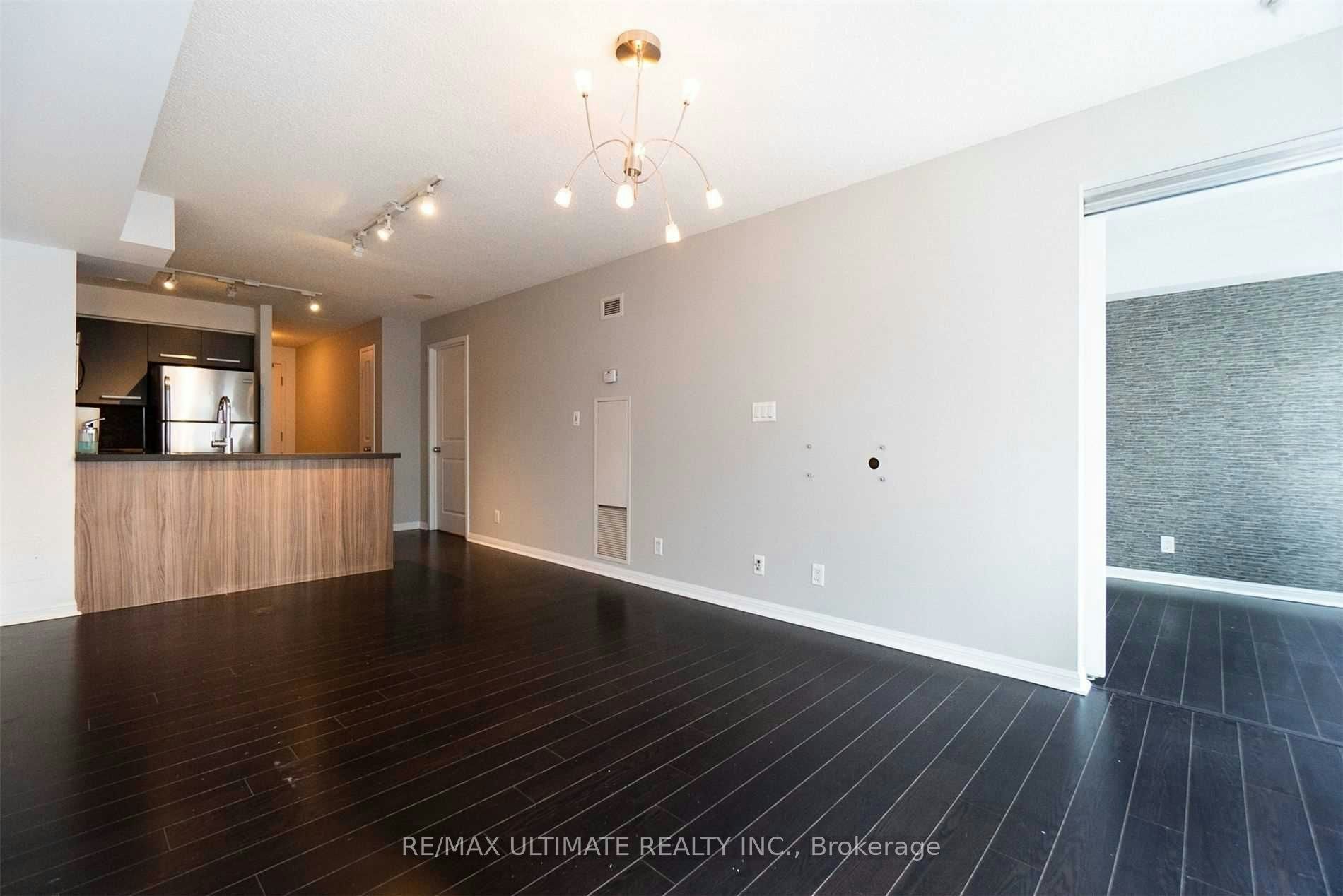 401-11 St Joseph Street, Toronto, ON, M4Y 3G4 - 5