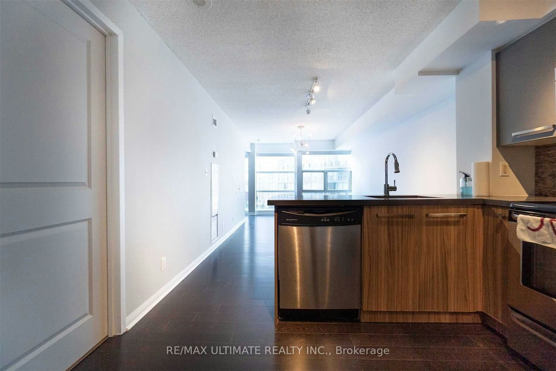 401-11 St Joseph Street, Toronto, ON, M4Y 3G4 - 6