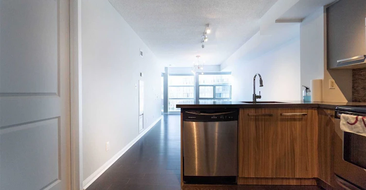 401-11 St Joseph Street, Toronto, ON, M4Y 3G4 - 6