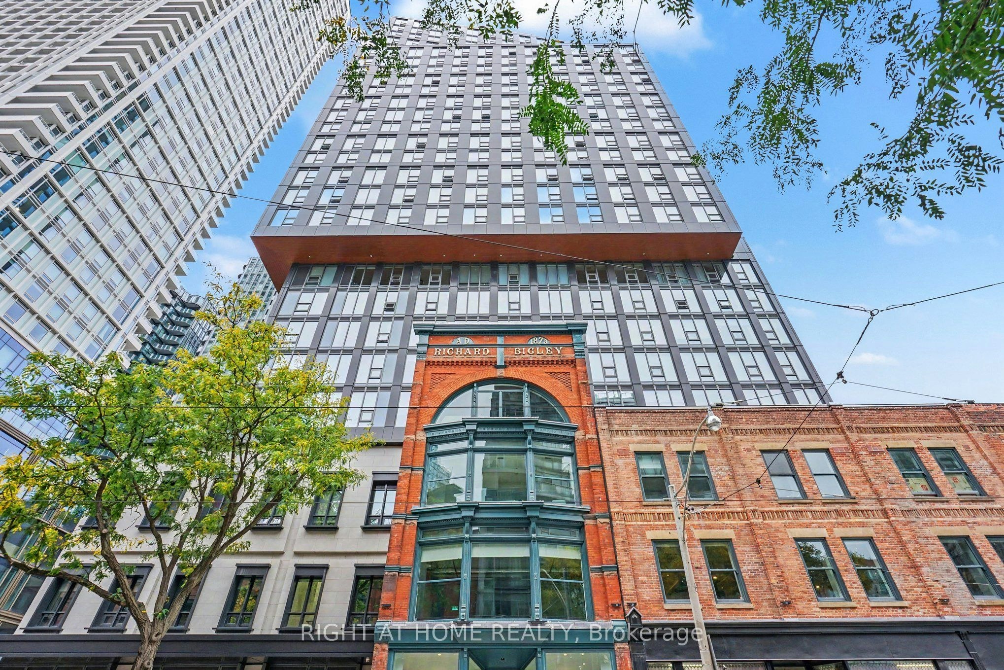 3009-100 Queen Street E, Toronto, ON, M5C 0B5