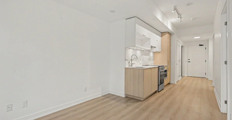 3009-100 Queen Street E, Toronto, ON, M5C 0B5 - 3