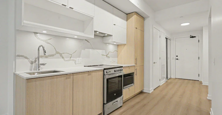 3009-100 Queen Street E, Toronto, ON, M5C 0B5 - 4