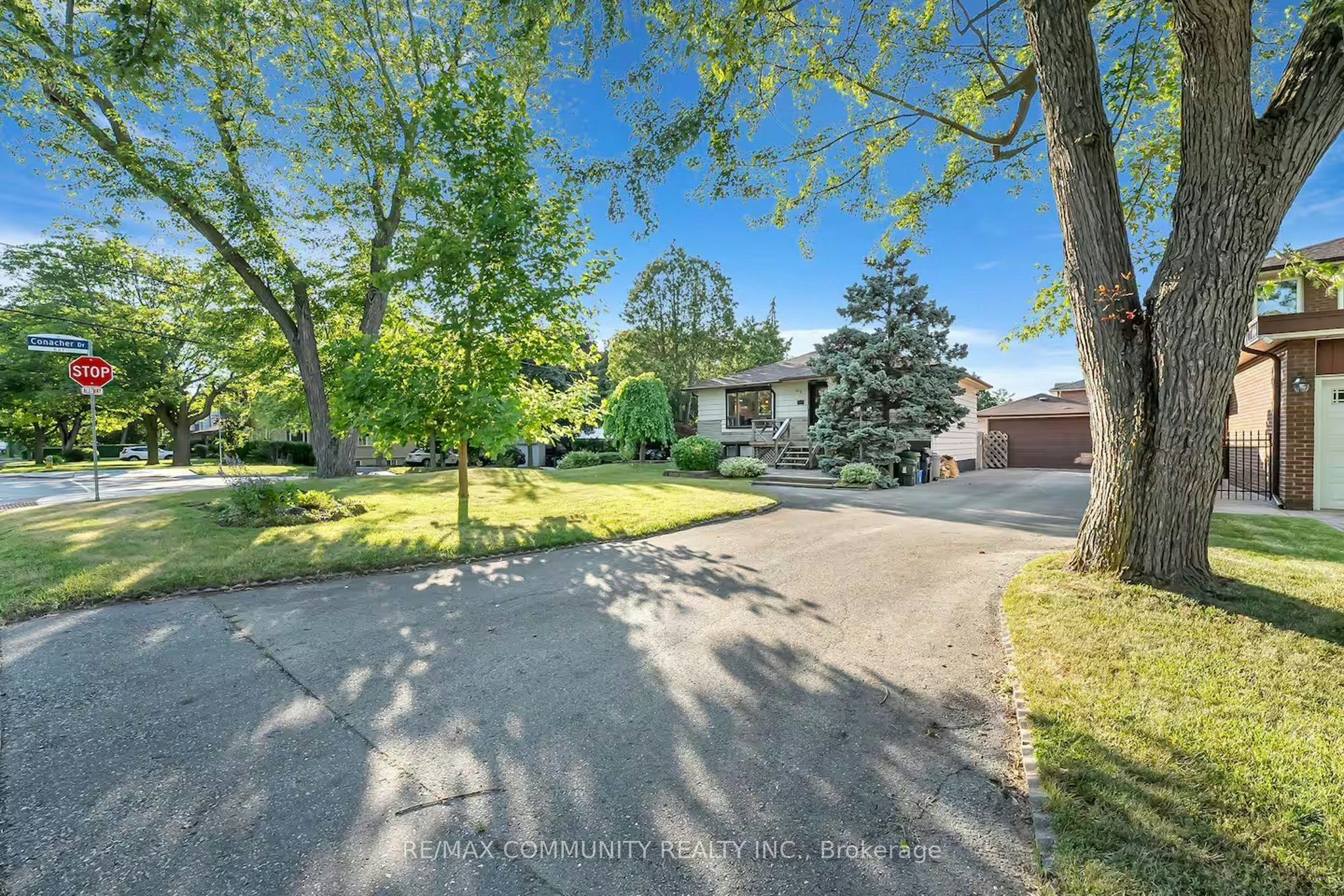 446 Ruth Avenue, Toronto, ON, M2M 2J3 - 3