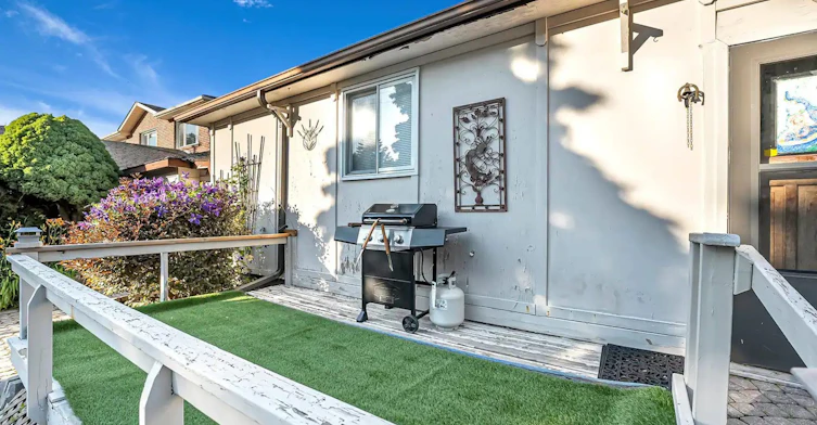446 Ruth Avenue, Toronto, ON, M2M 2J3 - 26