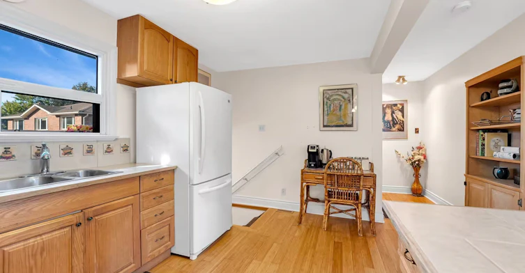 446 Ruth Avenue, Toronto, ON, M2M 2J3 - 14
