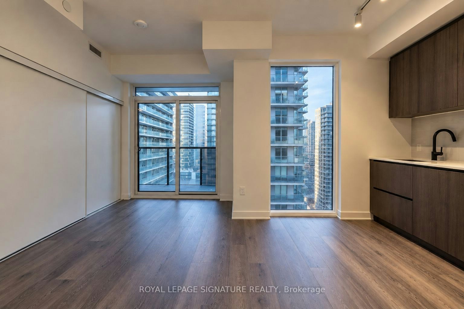 3403-117 Broadway Avenue, Toronto, ON, M4P 1V3 - 4
