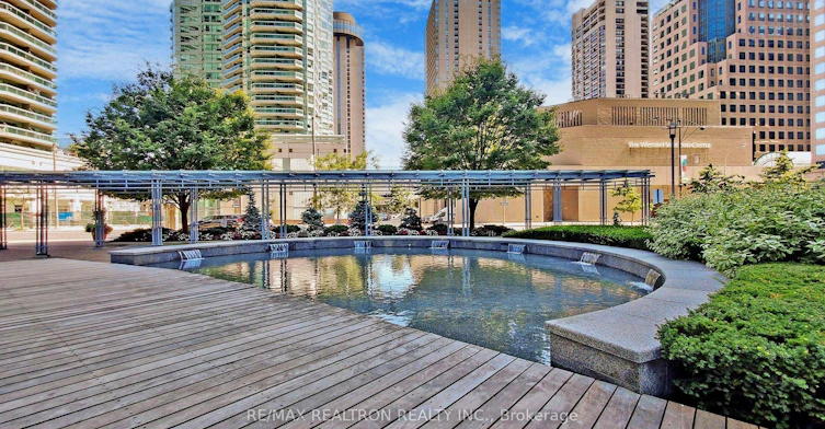 2104-18 Harbour Street, Toronto, ON, M5J 2Z6 - 33