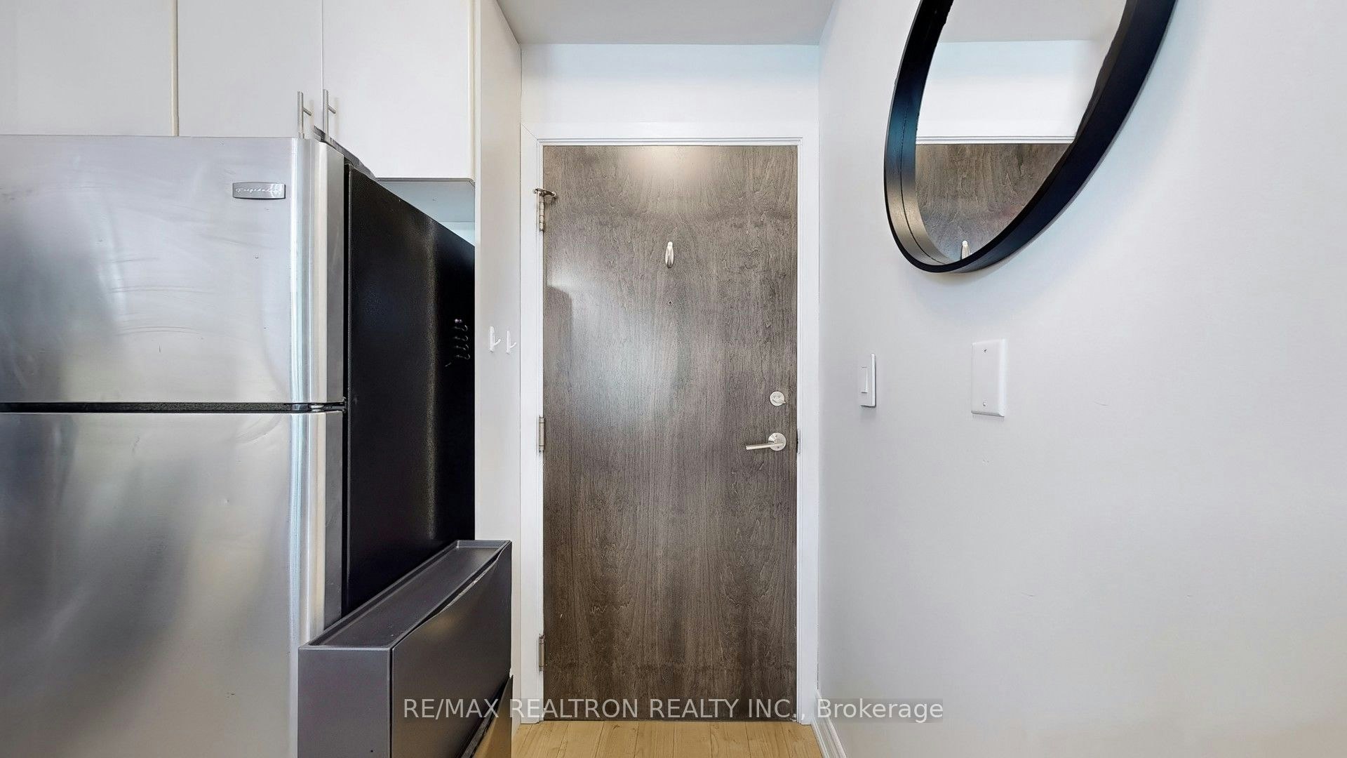 2104-18 Harbour Street, Toronto, ON, M5J 2Z6 - 19