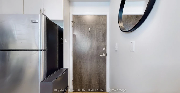 2104-18 Harbour Street, Toronto, ON, M5J 2Z6 - 19