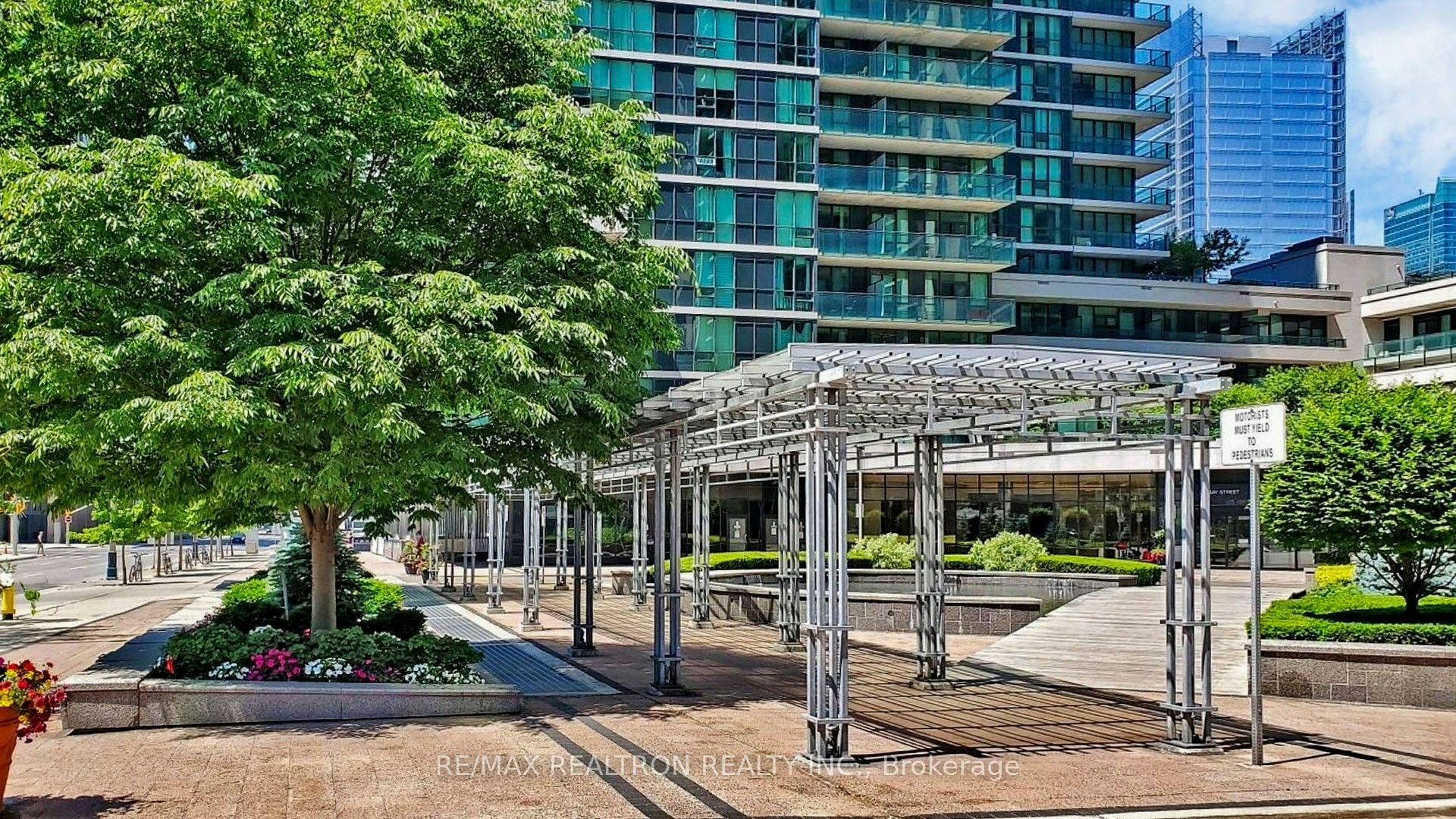 2104-18 Harbour Street, Toronto, ON, M5J 2Z6 - 34