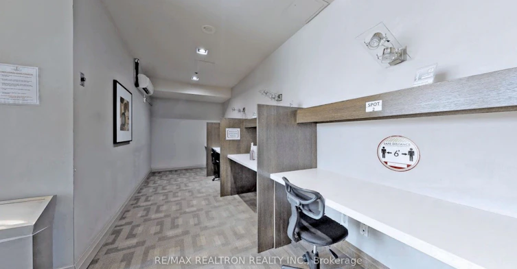 2104-18 Harbour Street, Toronto, ON, M5J 2Z6 - 29