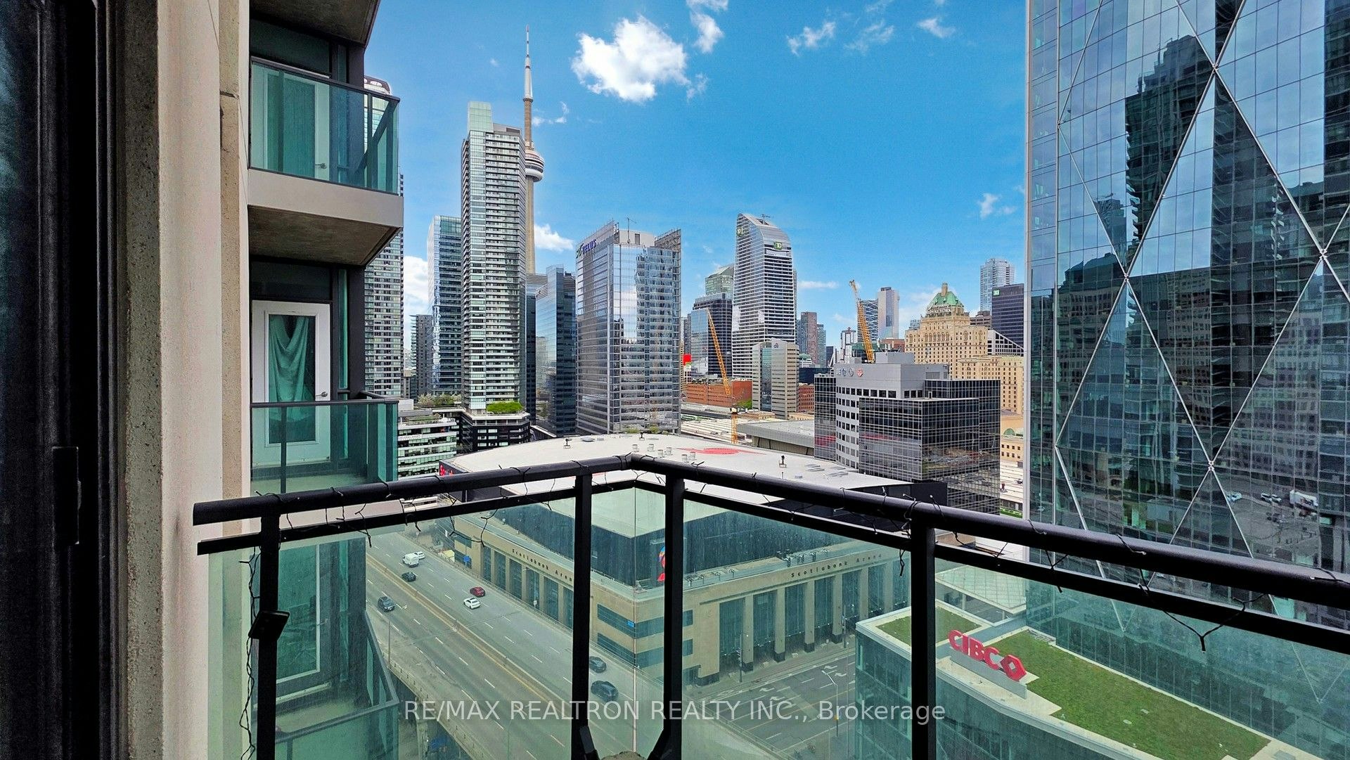 2104-18 Harbour Street, Toronto, ON, M5J 2Z6 - 20