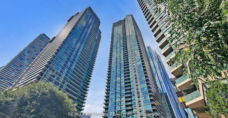 2104-18 Harbour Street, Toronto, ON, M5J 2Z6 - 3