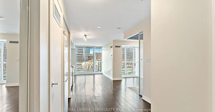 321-151 Dan Leckie Way, Toronto, ON, M5V 4B2 - 7
