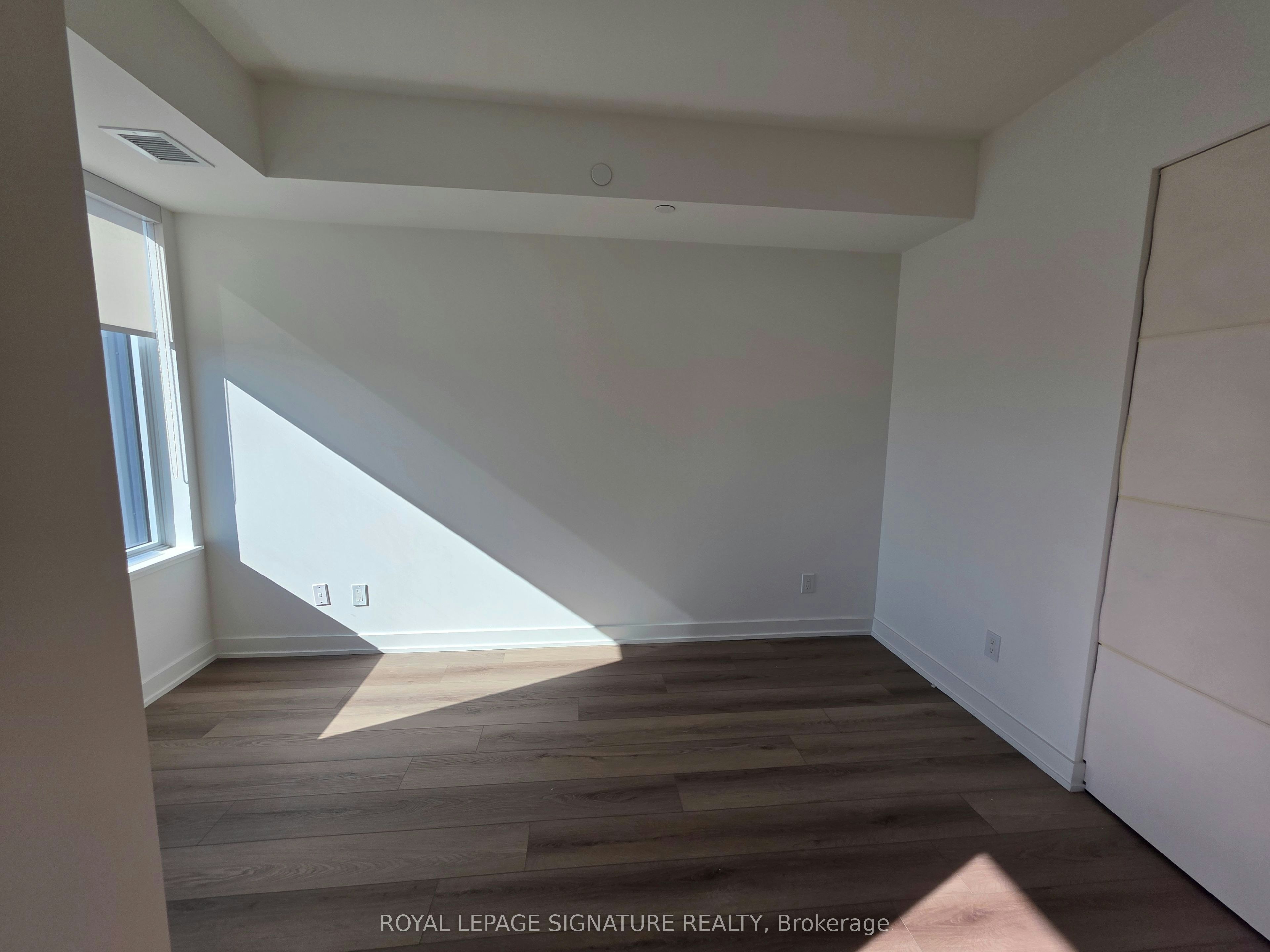 505-5 Lakeview Avenue, Toronto, ON, M6J 0H3 - 17