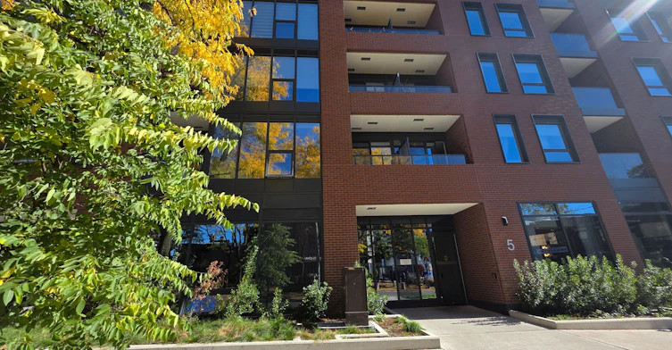 505-5 Lakeview Avenue, Toronto, ON, M6J 0H3