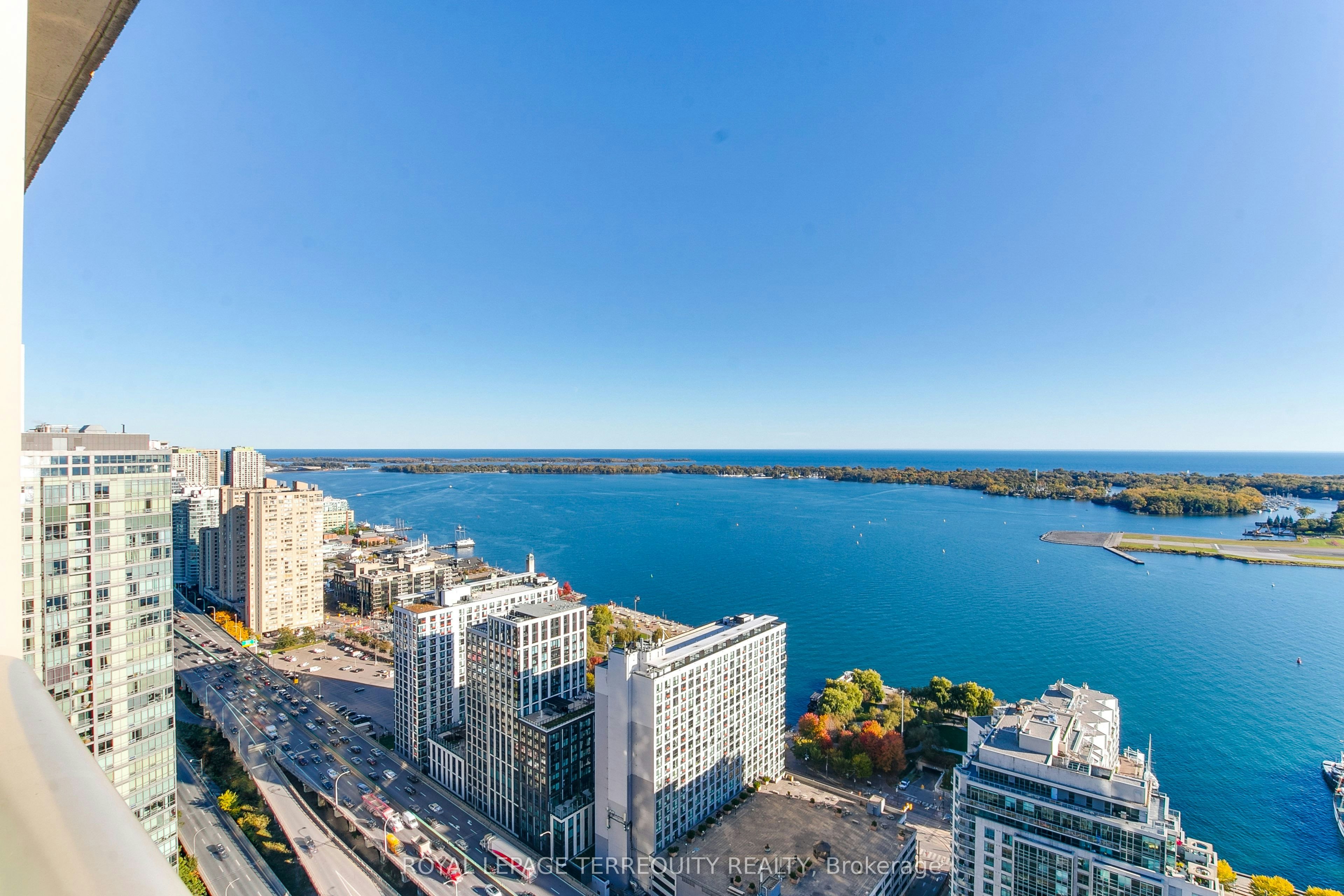 4512-35 Mariner Terrace, Toronto, ON, M5V 3V9 - 4