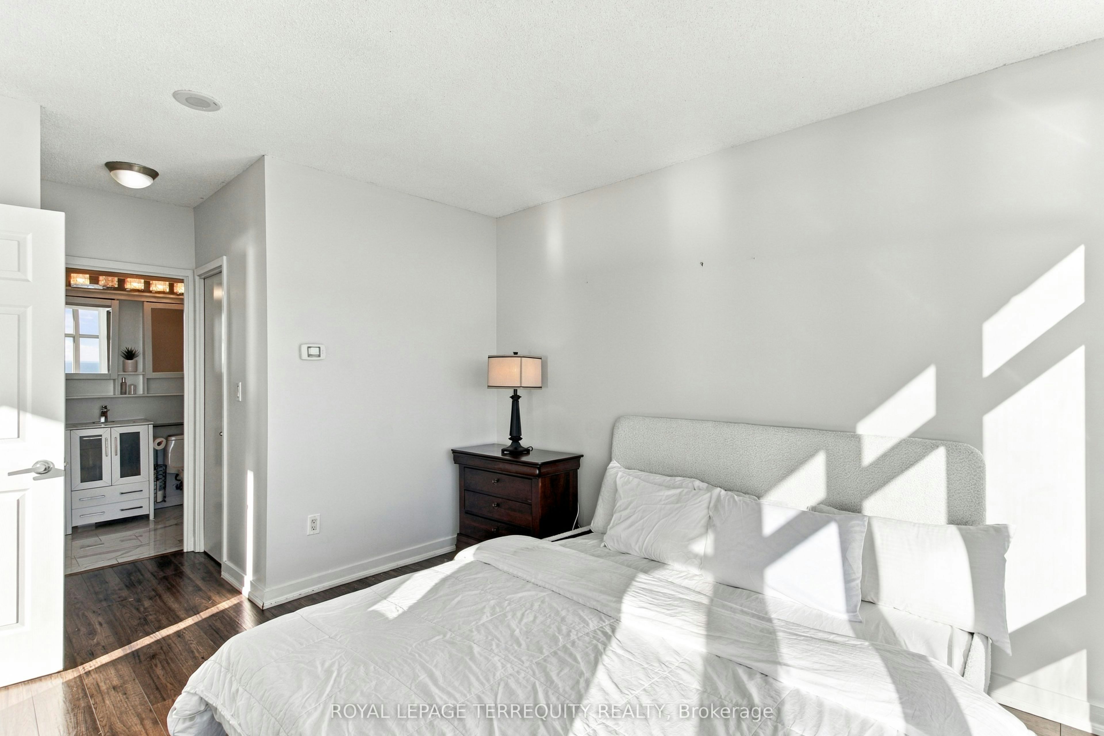 4512-35 Mariner Terrace, Toronto, ON, M5V 3V9 - 21