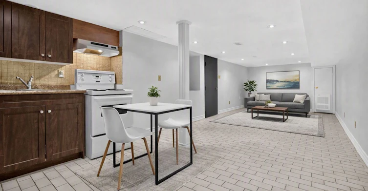 Lower-722 Dufferin Street, Toronto, ON, M6K 2B7 - 13