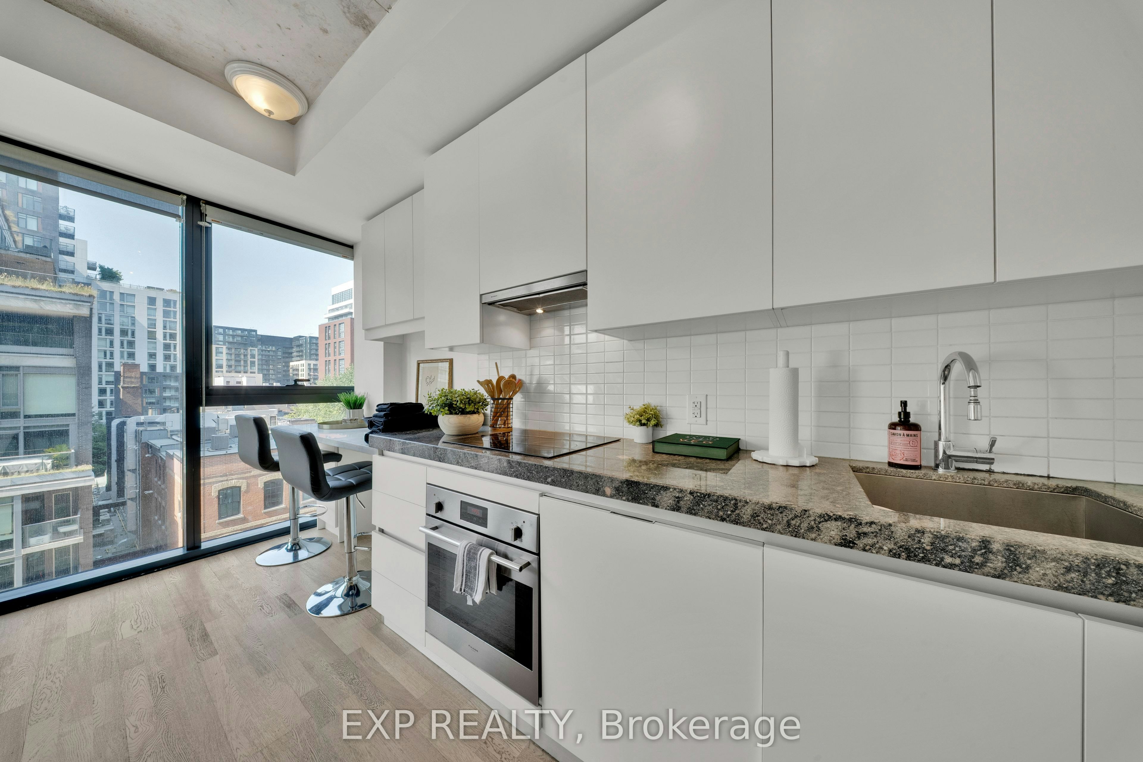 625-629 King Street, Toronto, ON, M5V 1M5 - 10