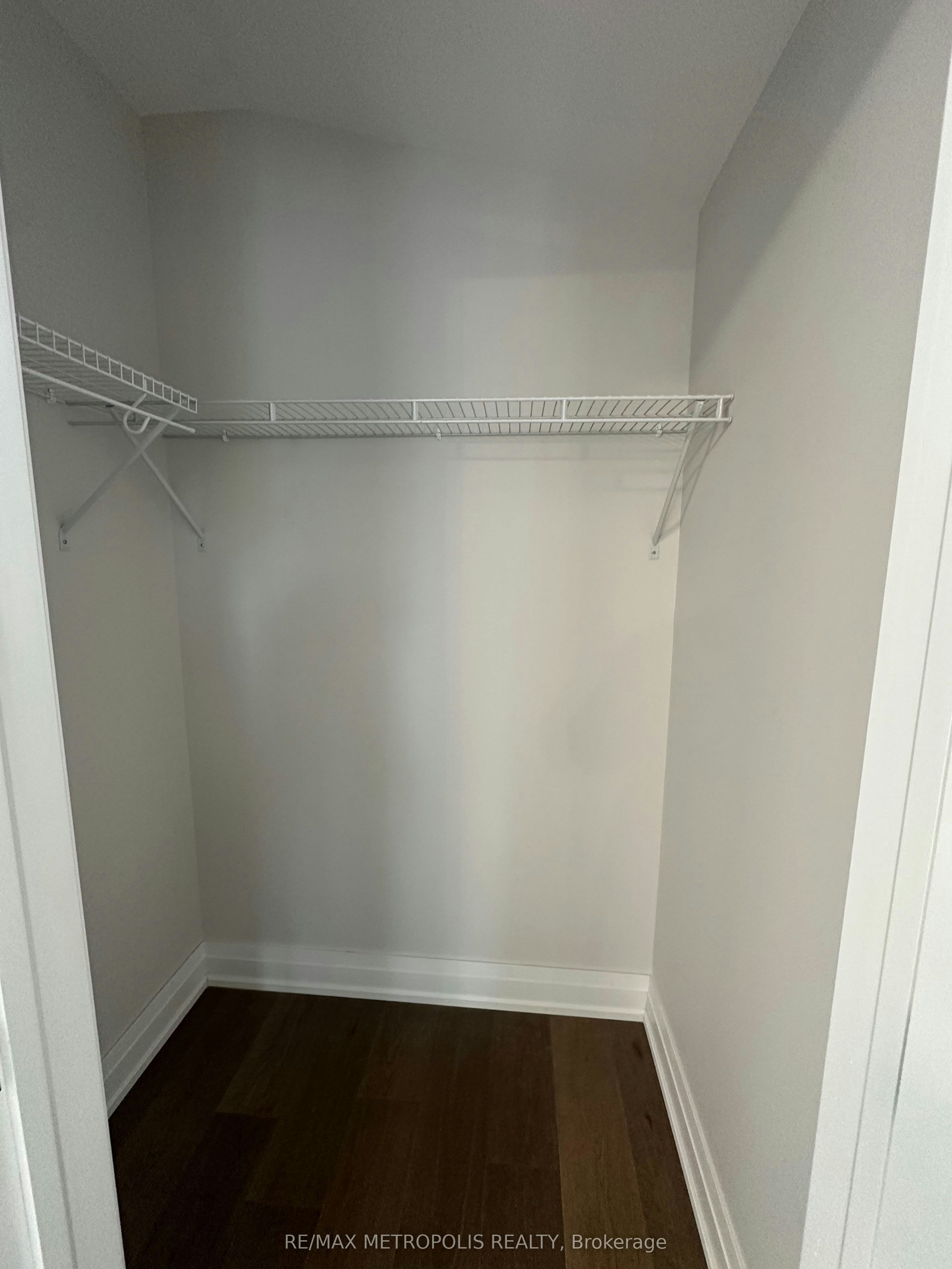2&3 floor-94 Saint Clarens Avenue, Toronto, ON, M6K 2S5 - 6