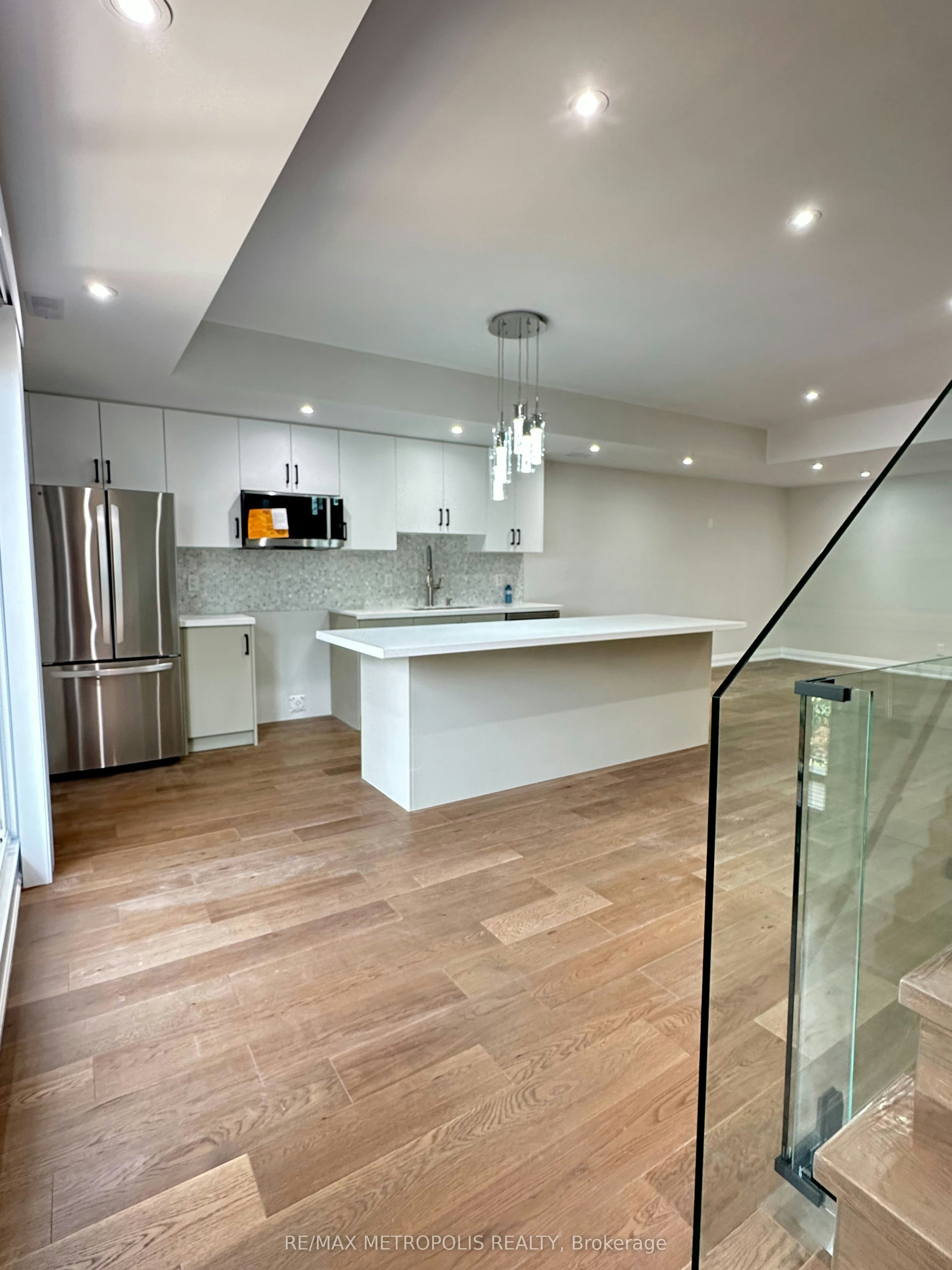 2&3 floor-94 Saint Clarens Avenue, Toronto, ON, M6K 2S5