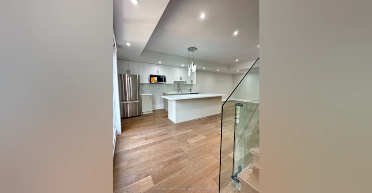 2&3 floor-94 Saint Clarens Avenue, Toronto, ON, M6K 2S5