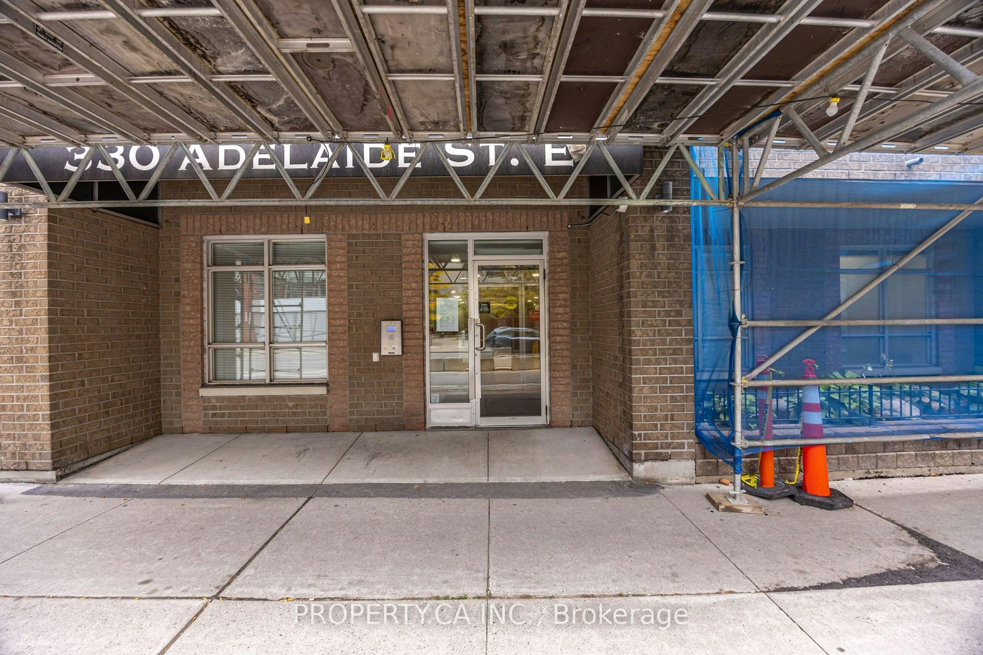 209-330 Adelaide Street E, Toronto, ON, M5A 4S9