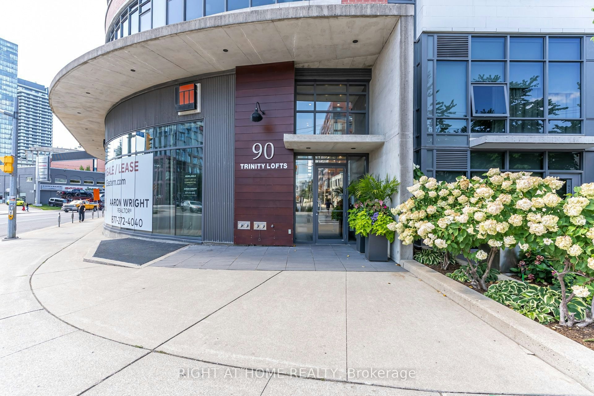 805-90 Trinity Street, Toronto, ON, M5A 0E4 - 28