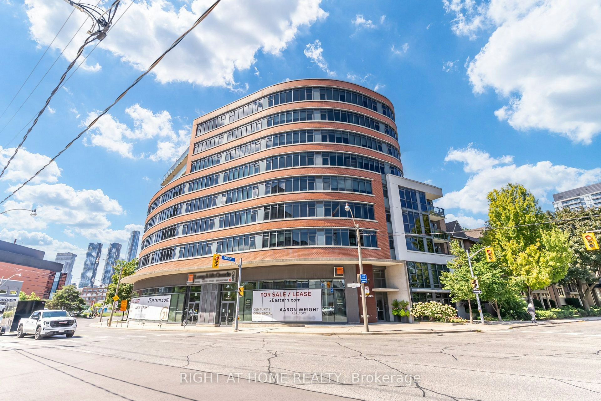 805-90 Trinity Street, Toronto, ON, M5A 0E4 - 30