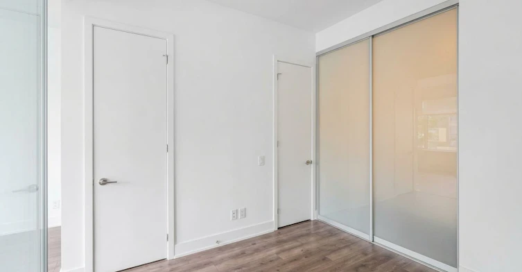 627-111 St Clair Avenue W, Toronto, ON, M4V 1N5 - 6