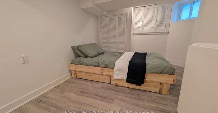 Lower-231 Havelock Street, Toronto, ON, M6H 3B8 - 8