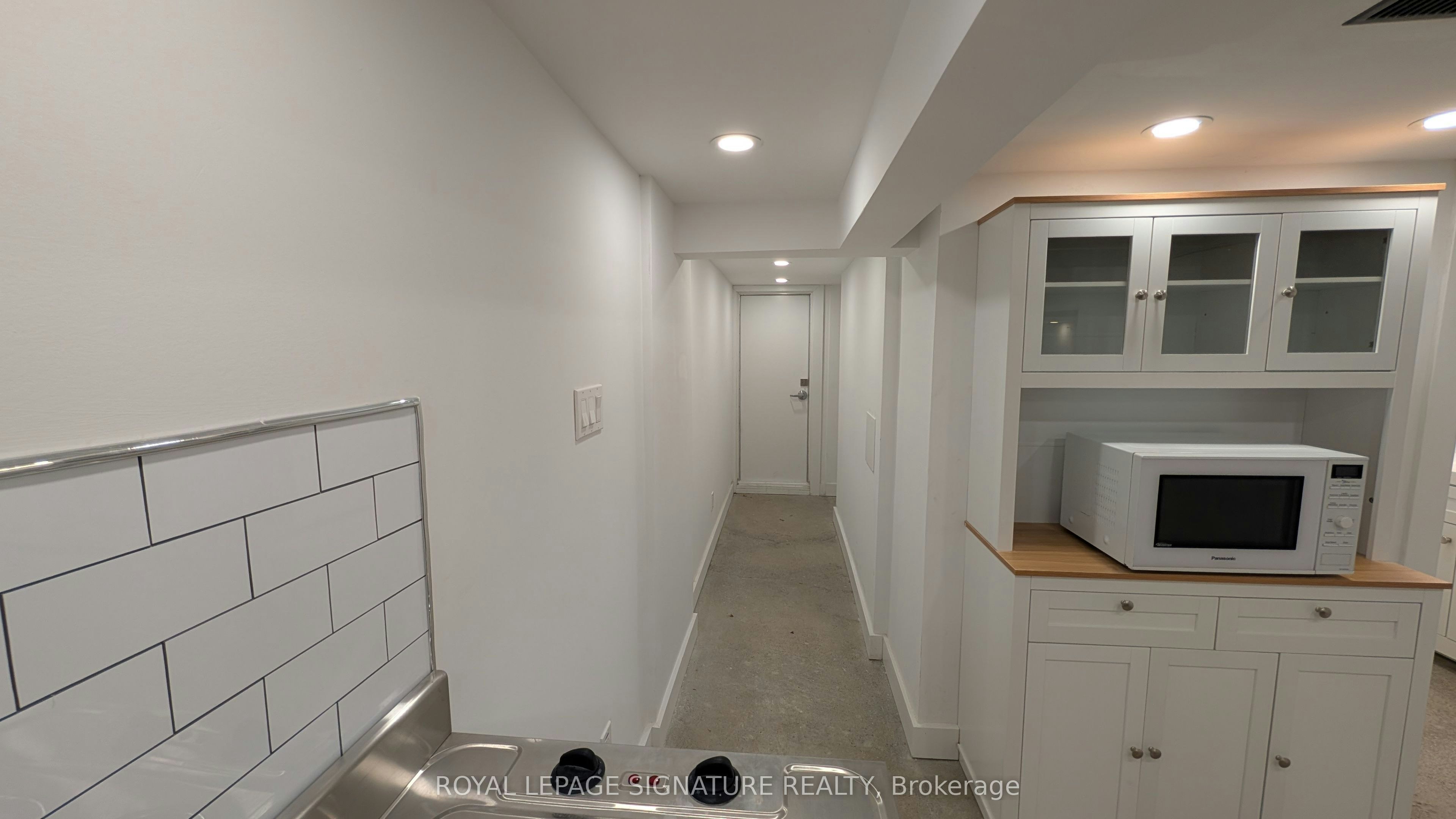 Lower-231 Havelock Street, Toronto, ON, M6H 3B8 - 14