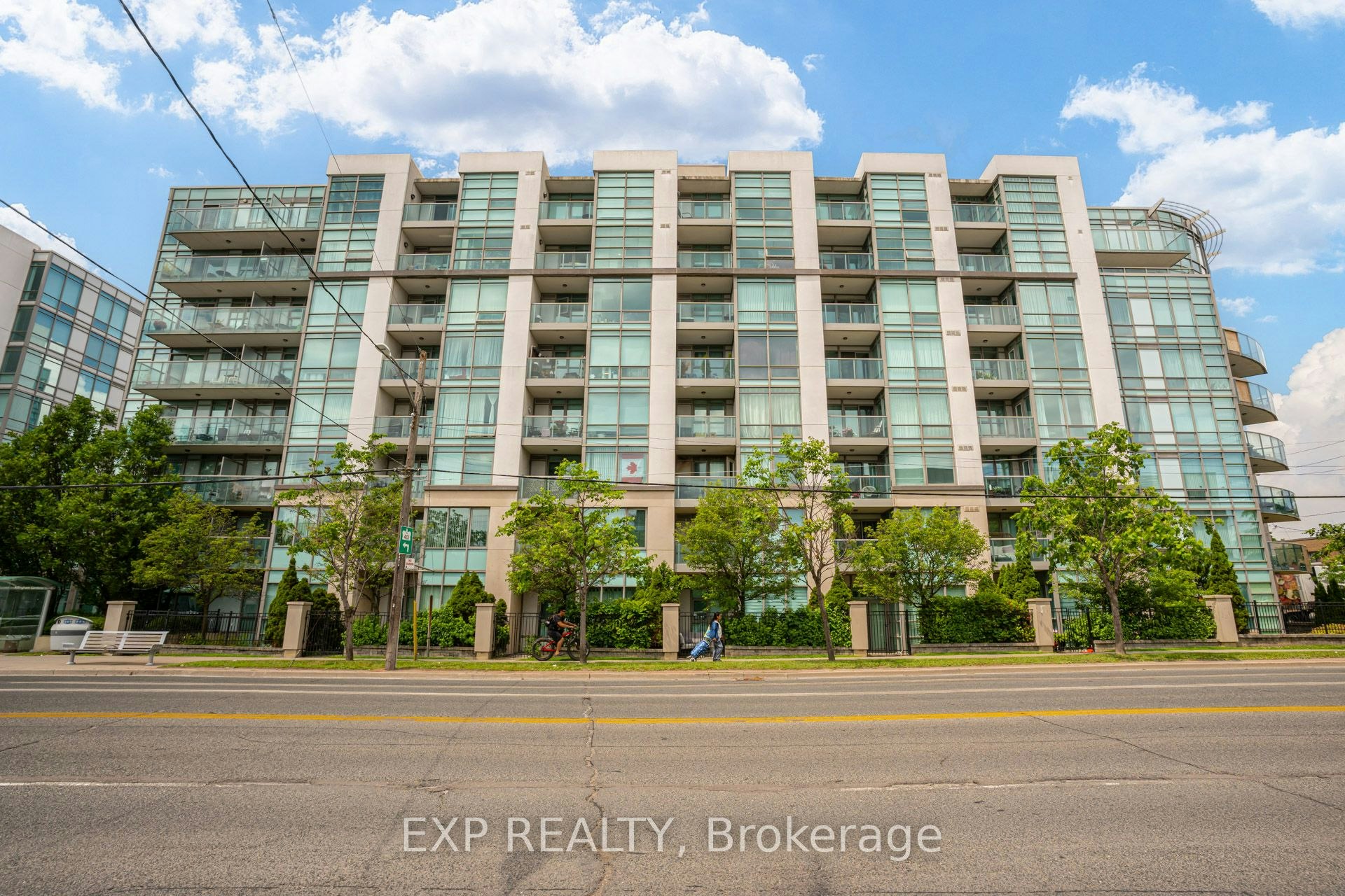 506-3840 Bathurst Street, Toronto, ON, M3H 6C6