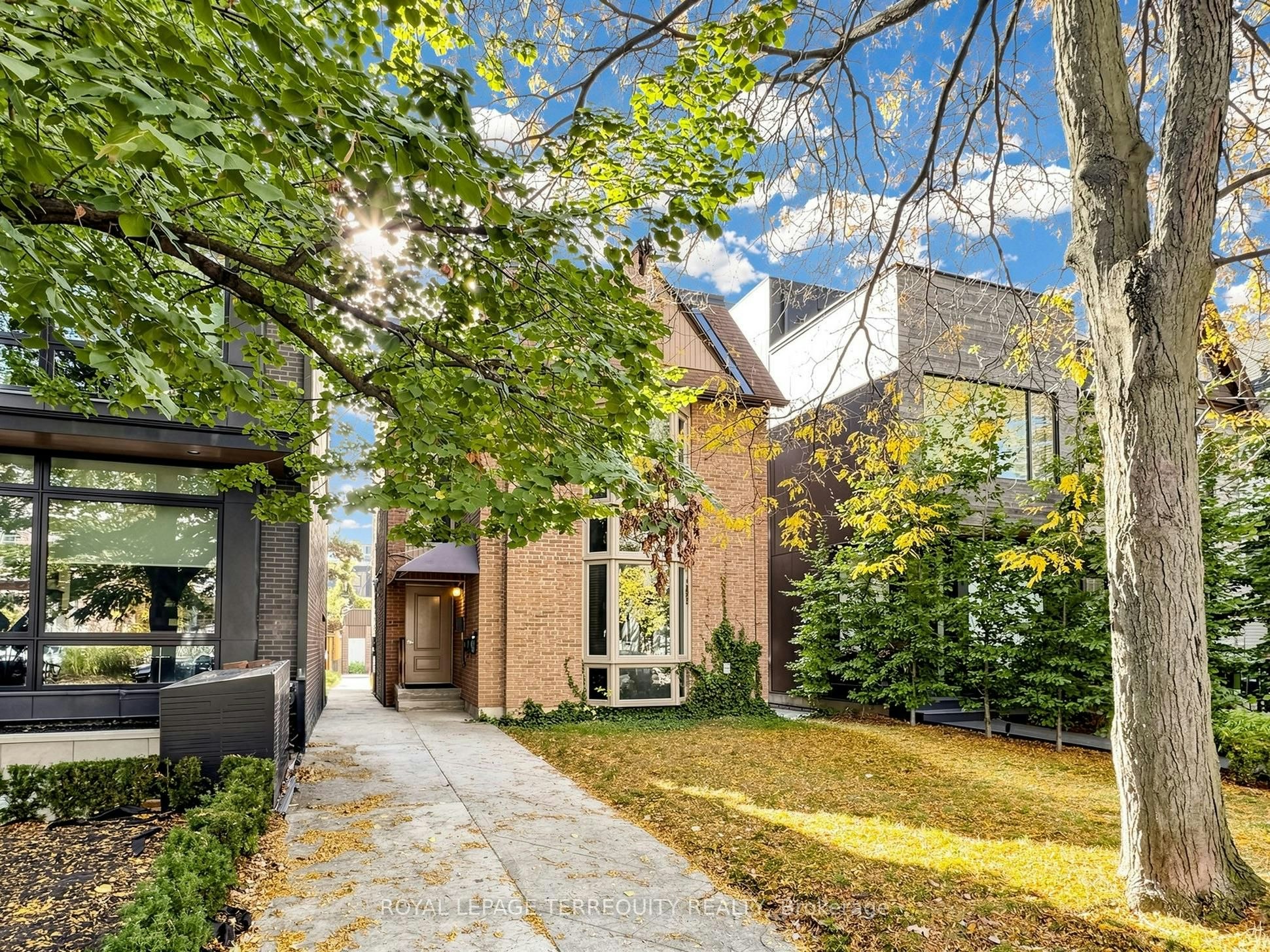 1-41 Summerhill Avenue, Toronto, ON, M4T 1A9