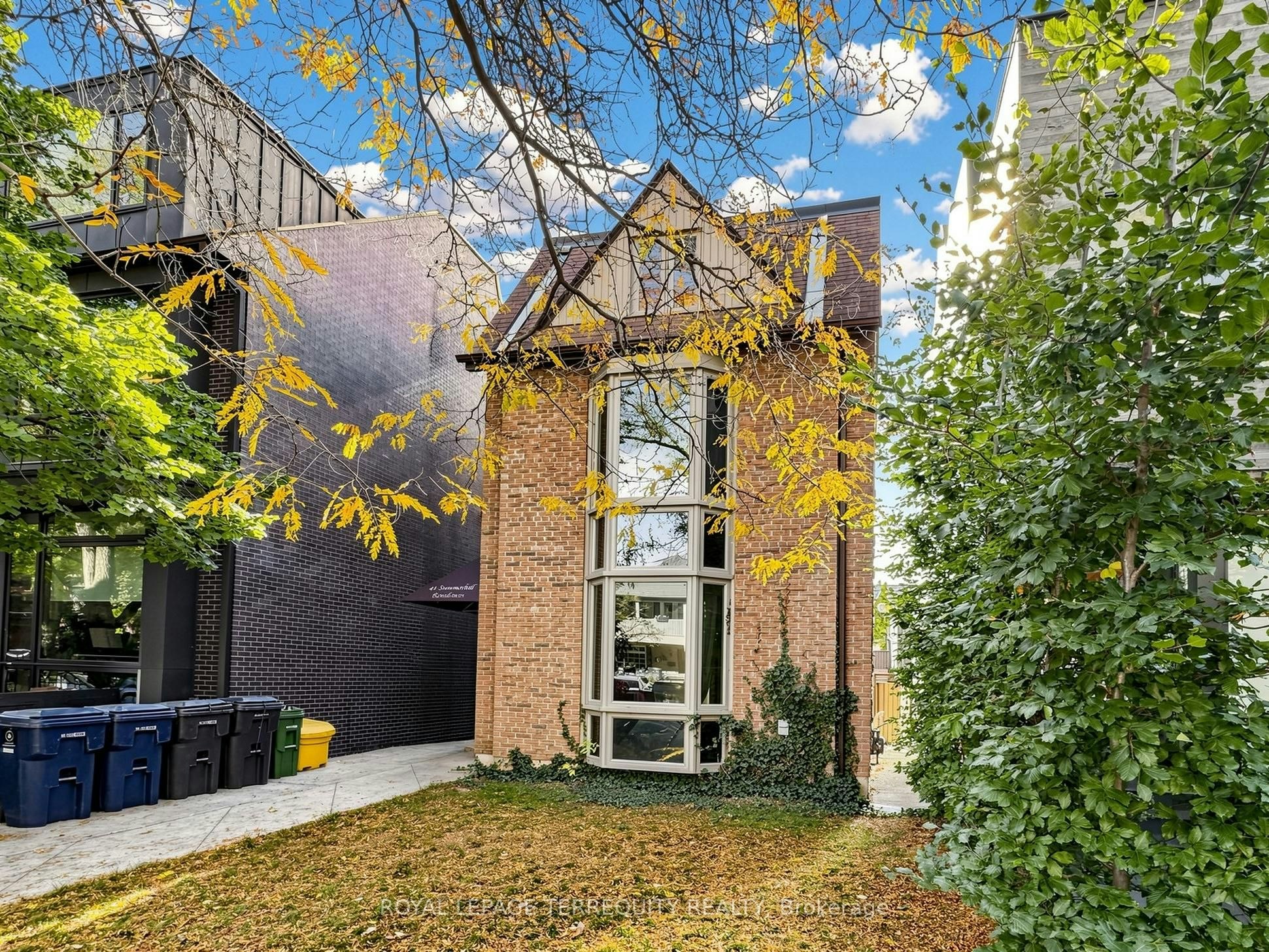 3-41 Summerhill Avenue, Toronto, ON, M4T 1A9 - 2