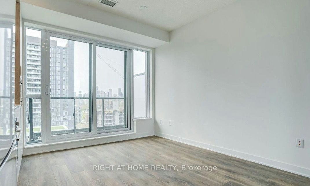 1806-130 River Street, Toronto, ON, M5A 3P7 - 3