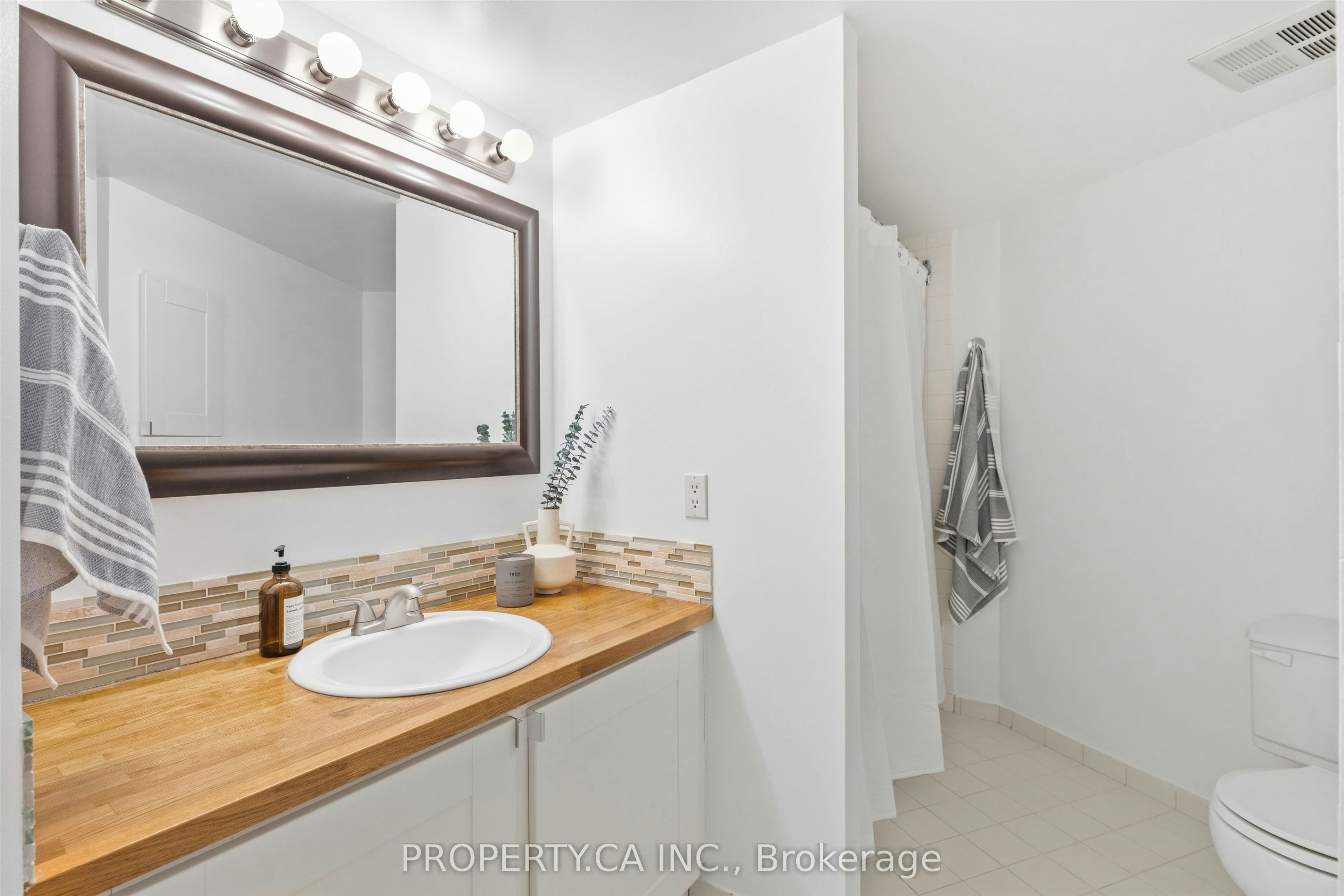 306-456 College Street, Toronto, ON, M6G 4A3 - 14
