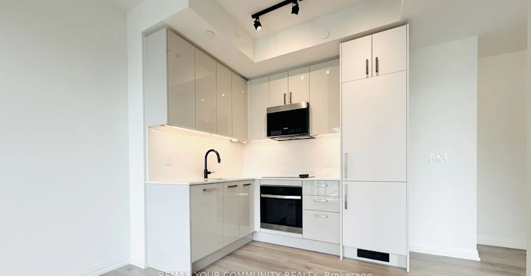 2113-280 Dundas Street E, Toronto, ON, M5T 0E3 - 4