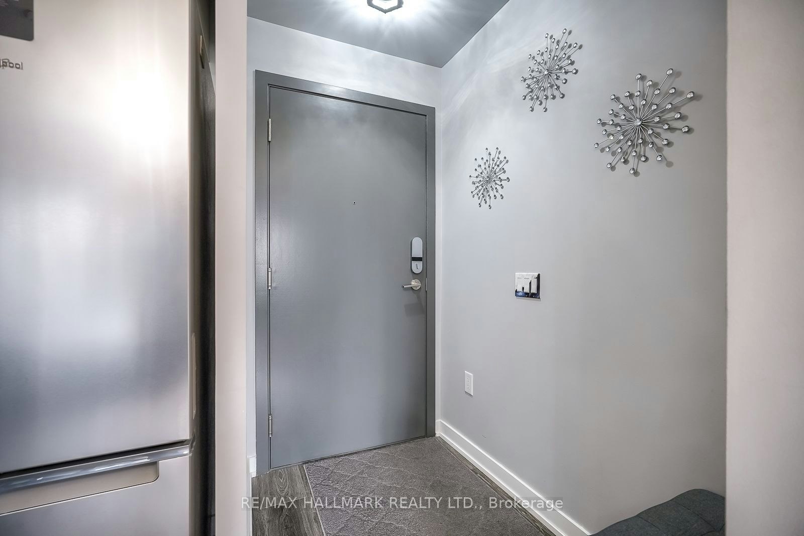 421-9 Tecumseth Street, Toronto, ON, M5V 3G4 - 5