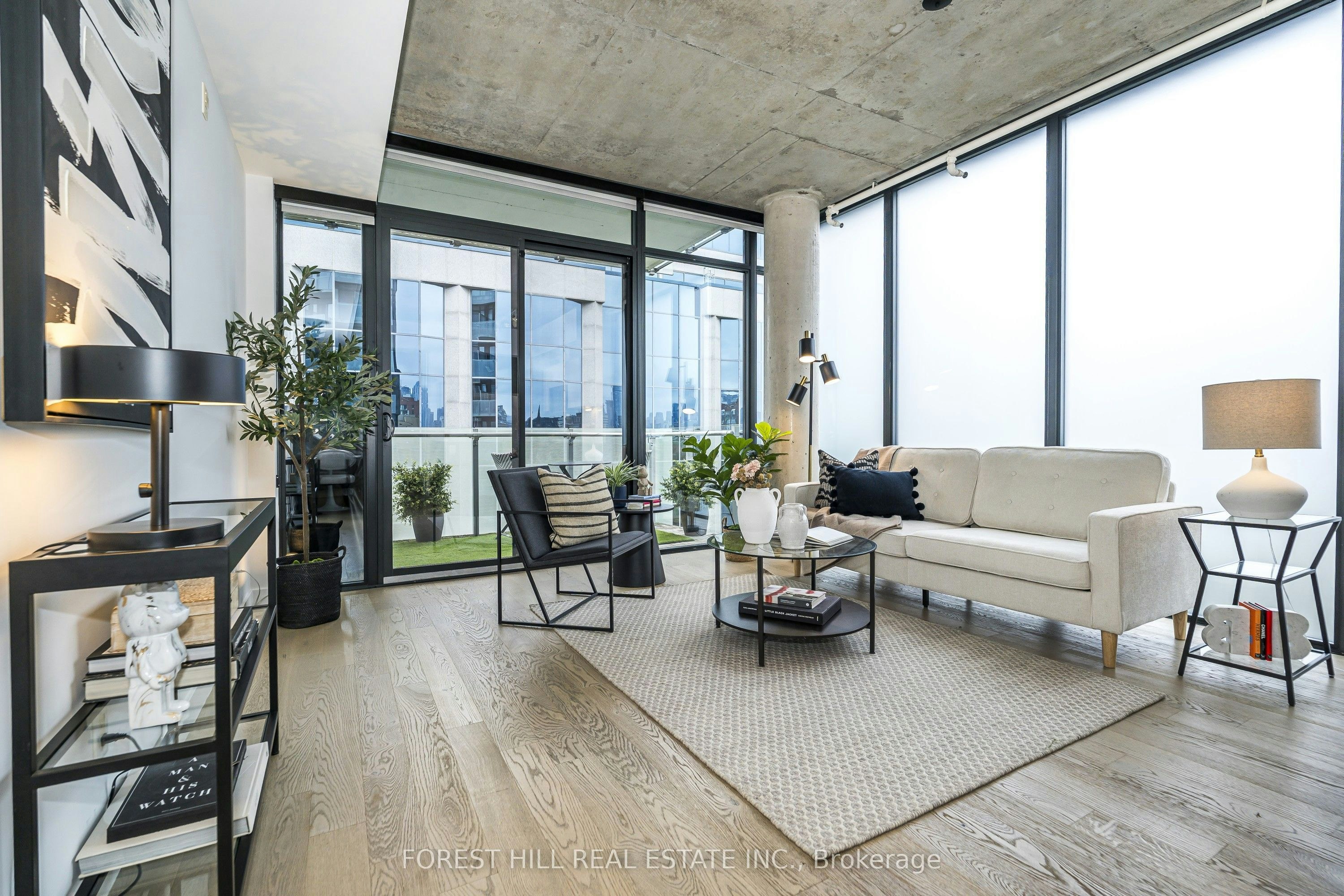 611-25 Stafford Street, Toronto, ON, M5V 2S2