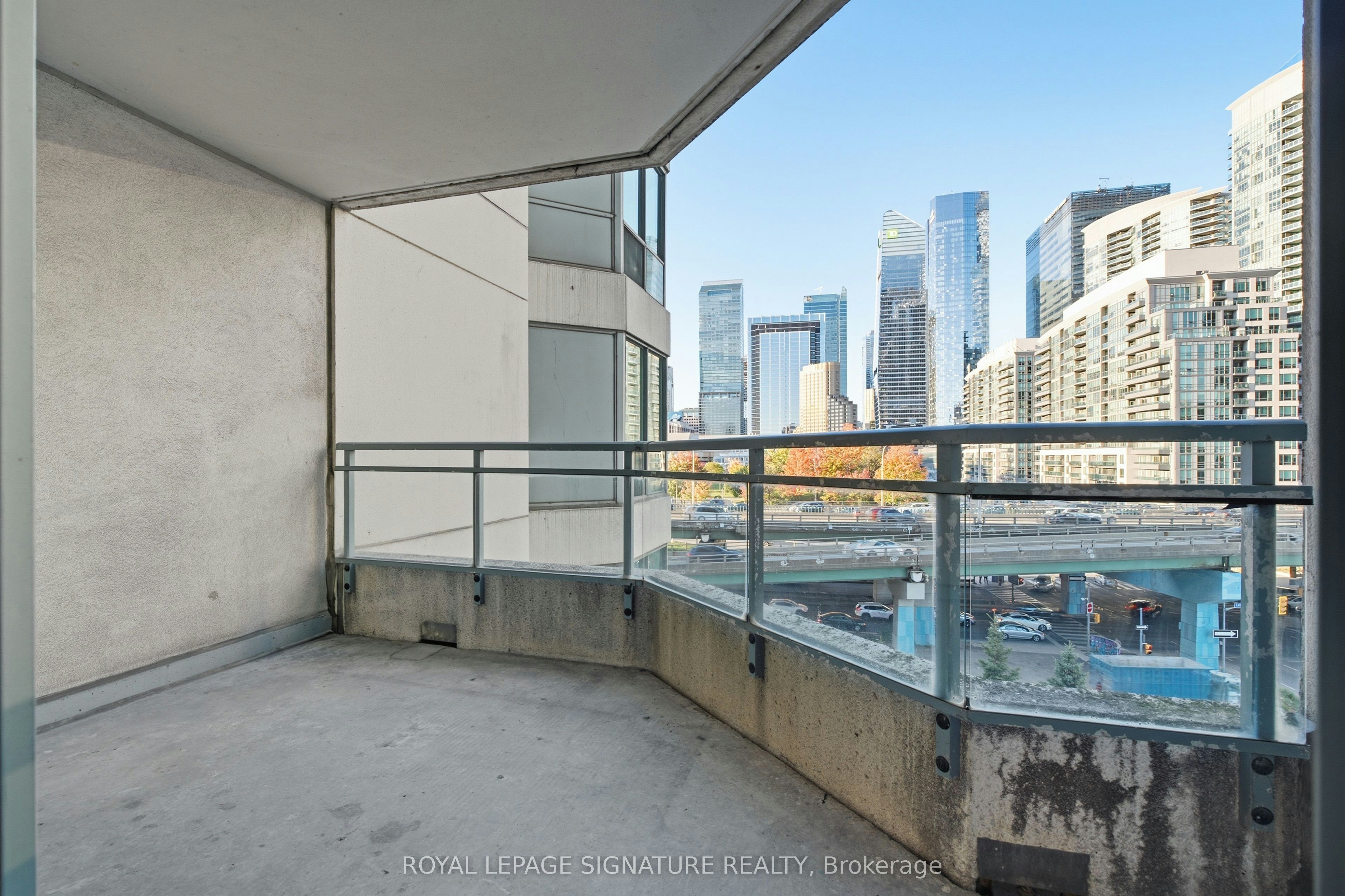 701-228 Queens Quay N/A W, Toronto, ON, M5J 2X1 - 21