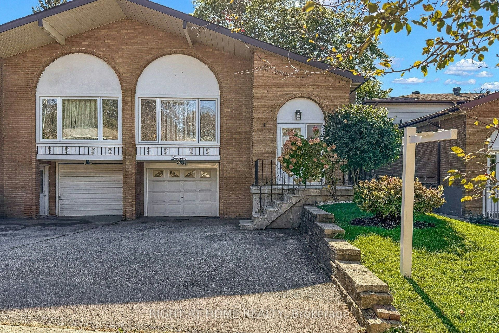 13 Clancy Drive, Toronto, ON, M2J 2V7