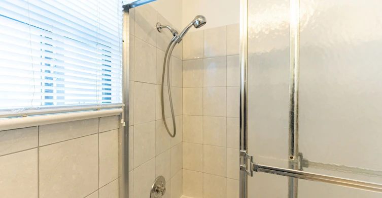 2nd Floor-35 Bellwoods Avenue, Toronto, ON, M6J 2P5 - 13