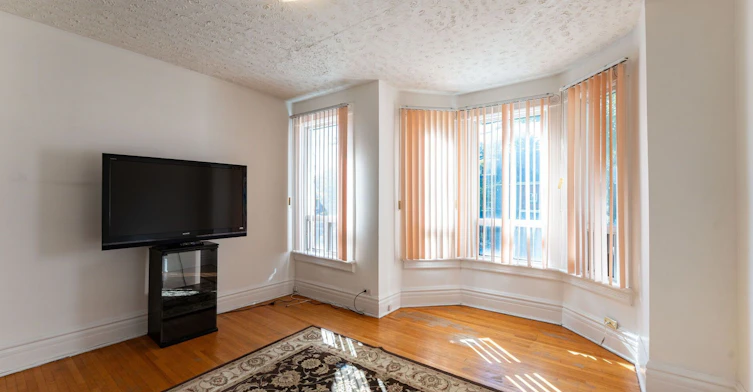 2nd Floor-35 Bellwoods Avenue, Toronto, ON, M6J 2P5 - 6