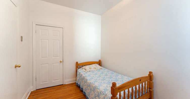 2nd Floor-35 Bellwoods Avenue, Toronto, ON, M6J 2P5 - 7