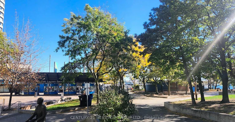 1822-33 Harbour Square, Toronto, ON, M5J 2G2 - 19