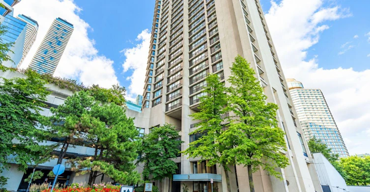 1822-33 Harbour Square, Toronto, ON, M5J 2G2