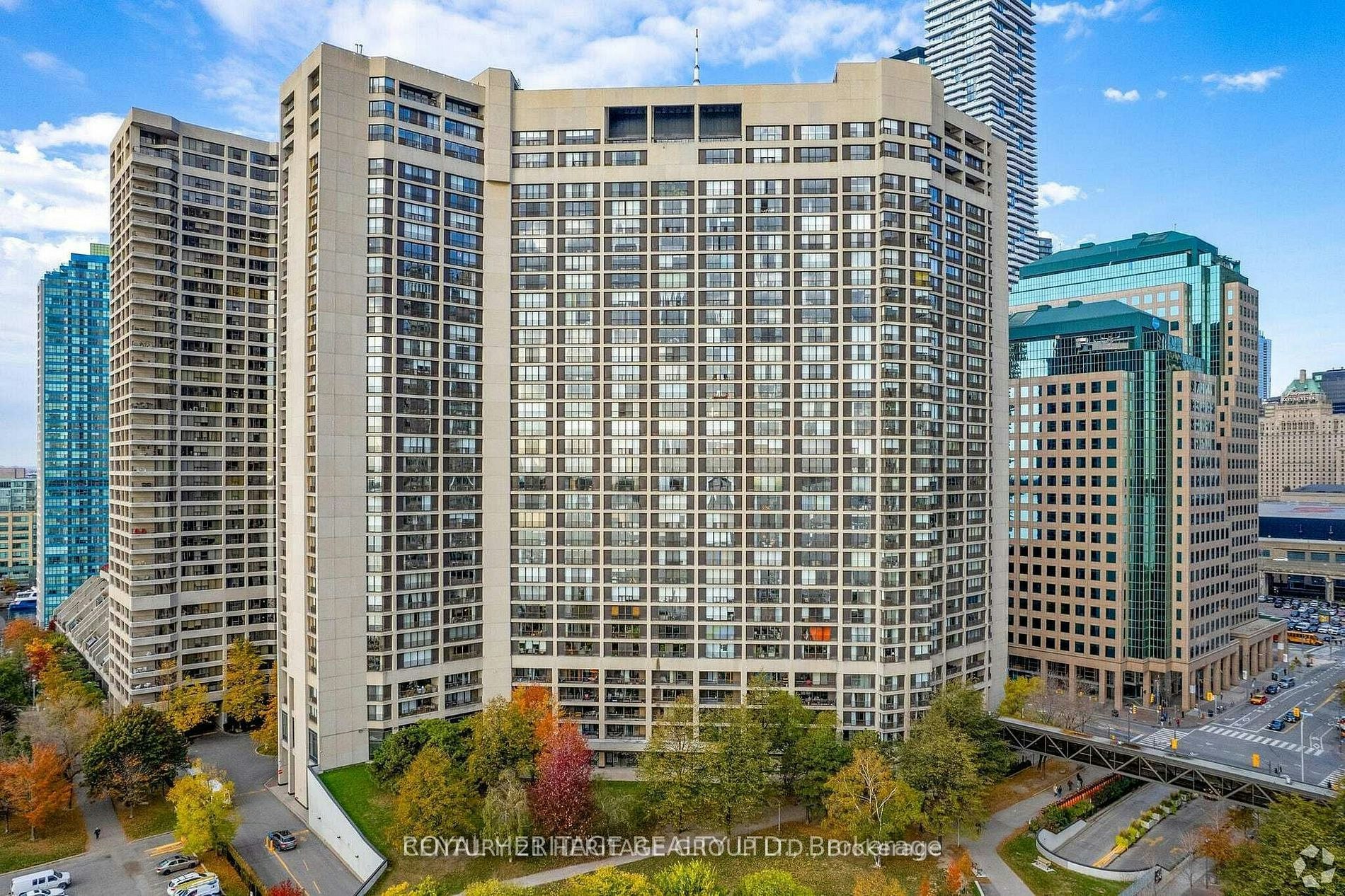 1822-33 Harbour Square, Toronto, ON, M5J 2G2 - 3